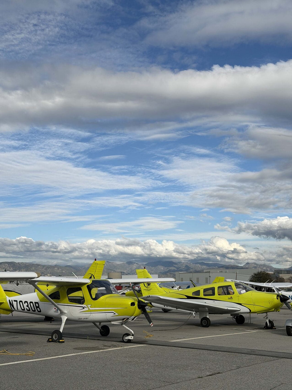 Tour the Flight School LA training fleet during your free consultation